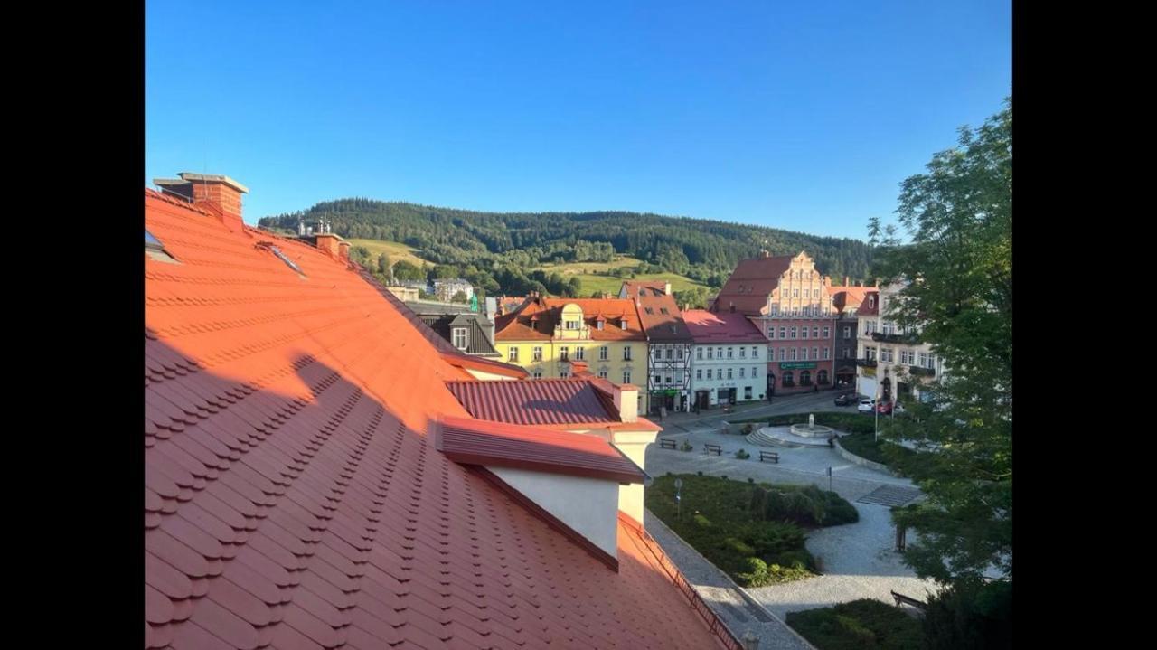 Duzy Apartament Duszniki-Zdroj Duszniki Zdroj Luaran gambar